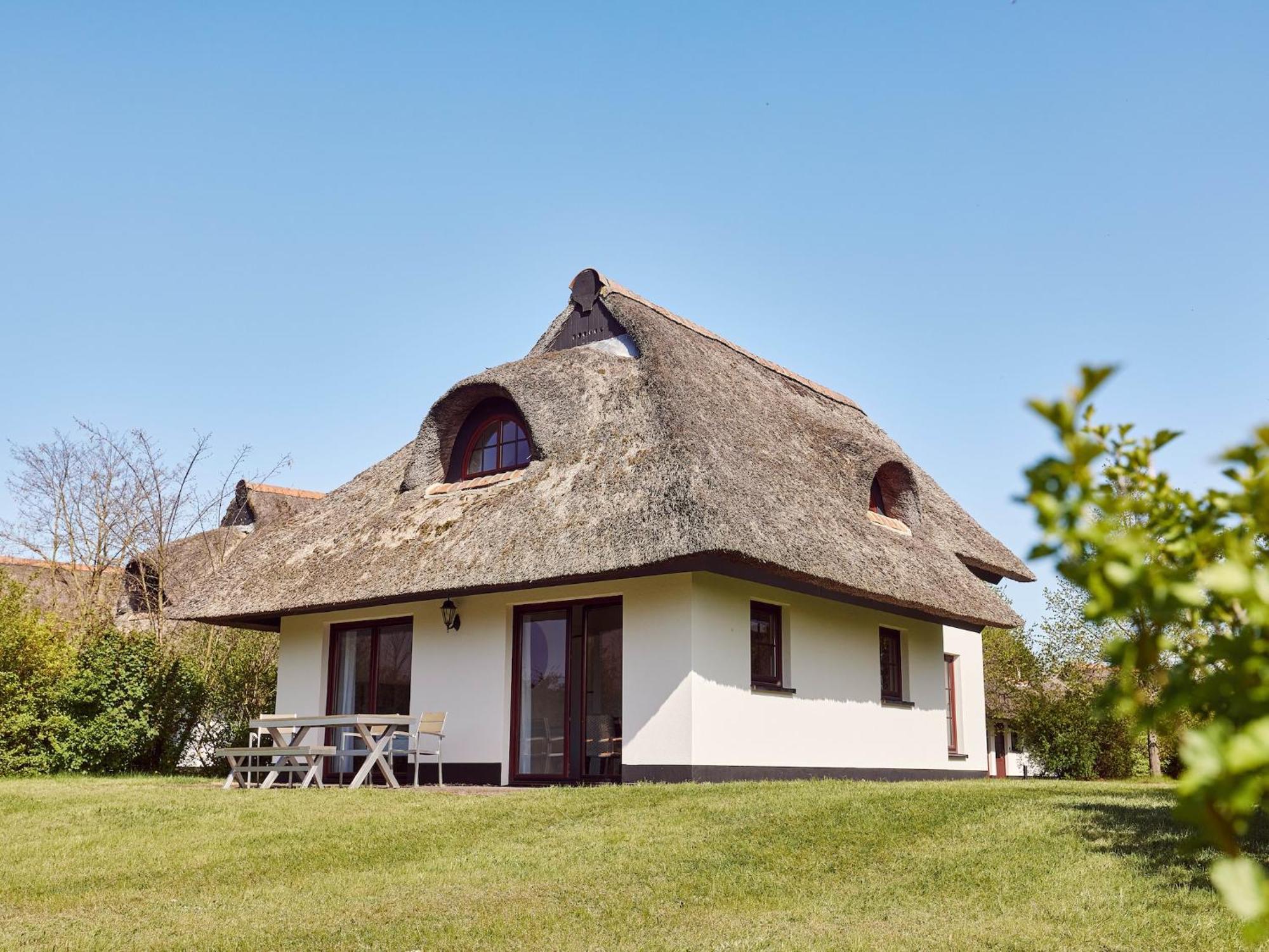 Holiday Resort Van Der Valk, Linstow Dobbin-Linstow Экстерьер фото